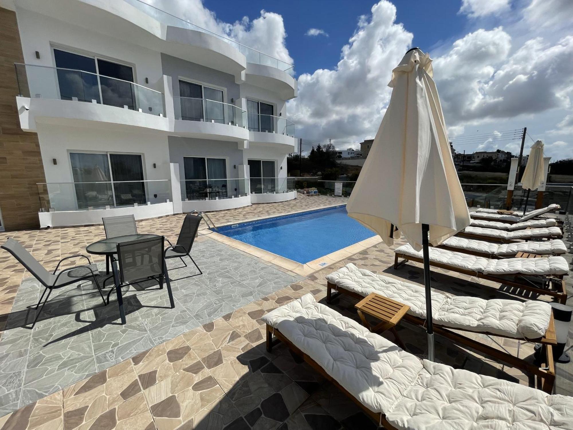 Arf Apartments - With Jacuzzi At The Complex Emba 外观 照片
