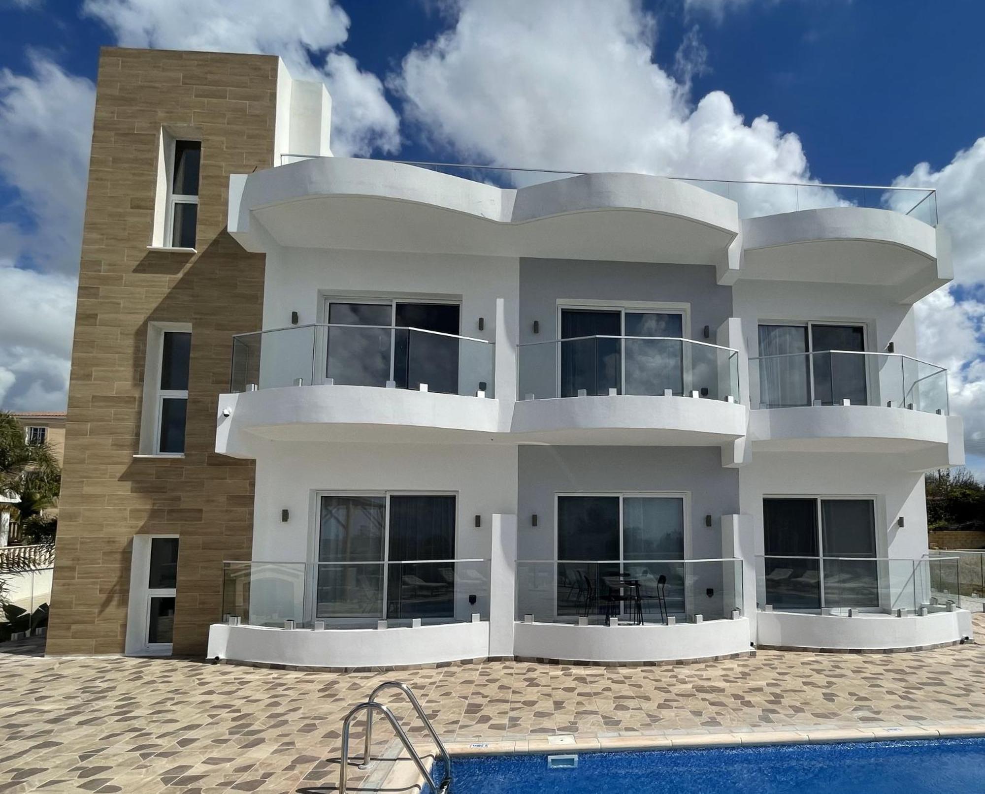 Arf Apartments - With Jacuzzi At The Complex Emba 外观 照片