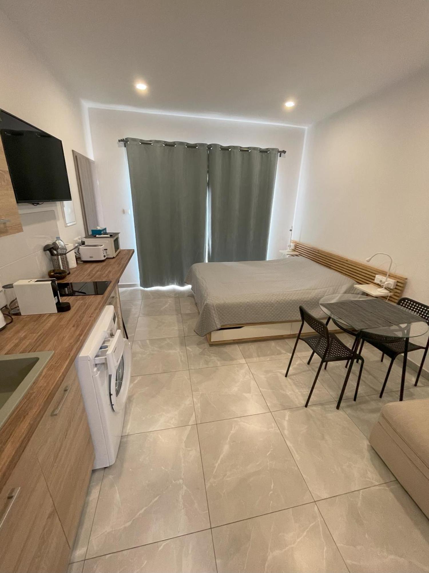 Arf Apartments - With Jacuzzi At The Complex Emba 外观 照片