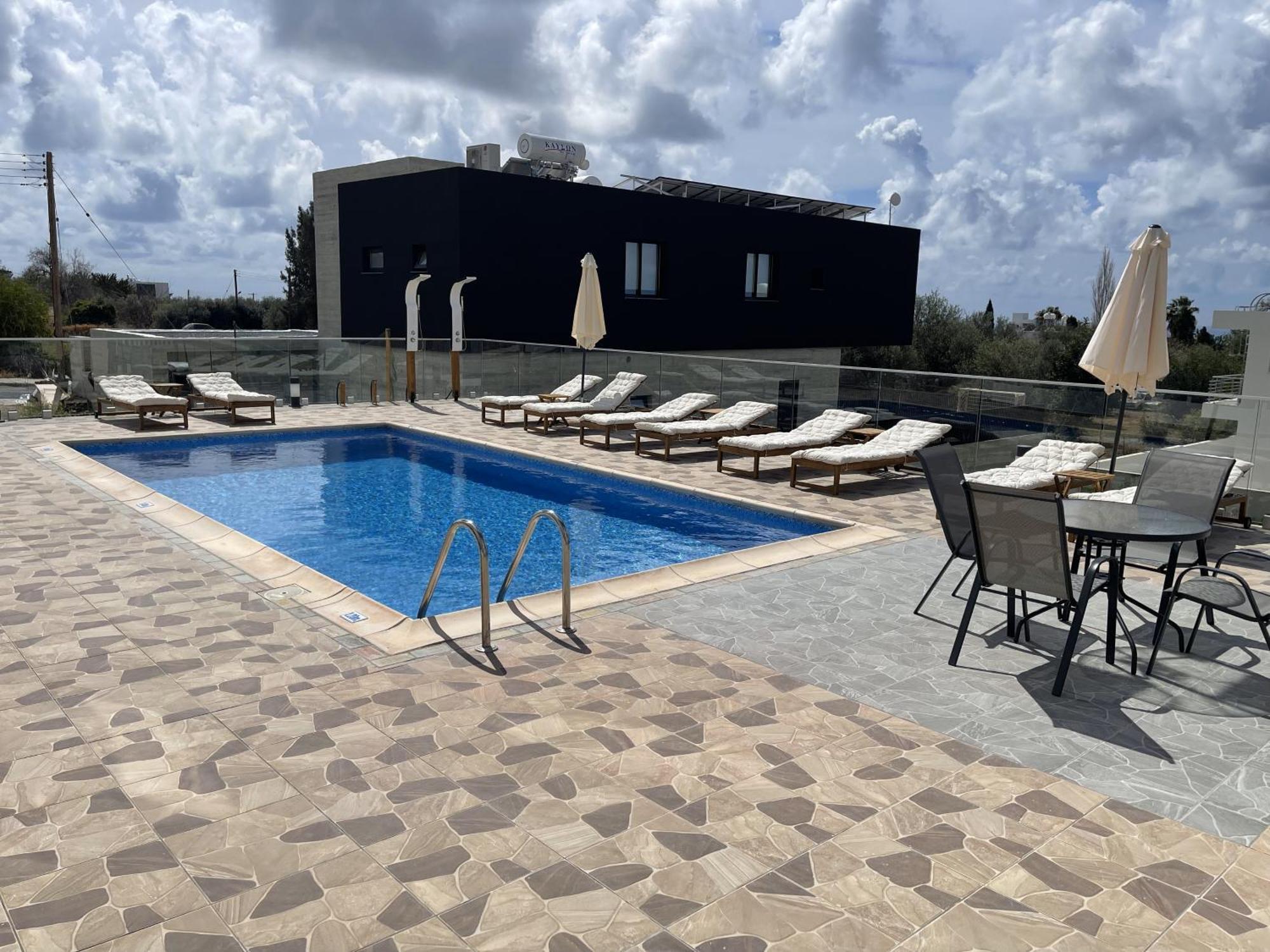 Arf Apartments - With Jacuzzi At The Complex Emba 外观 照片