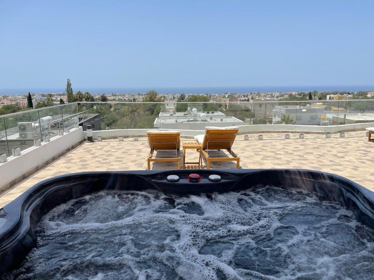 Arf Apartments - With Jacuzzi At The Complex Emba 外观 照片